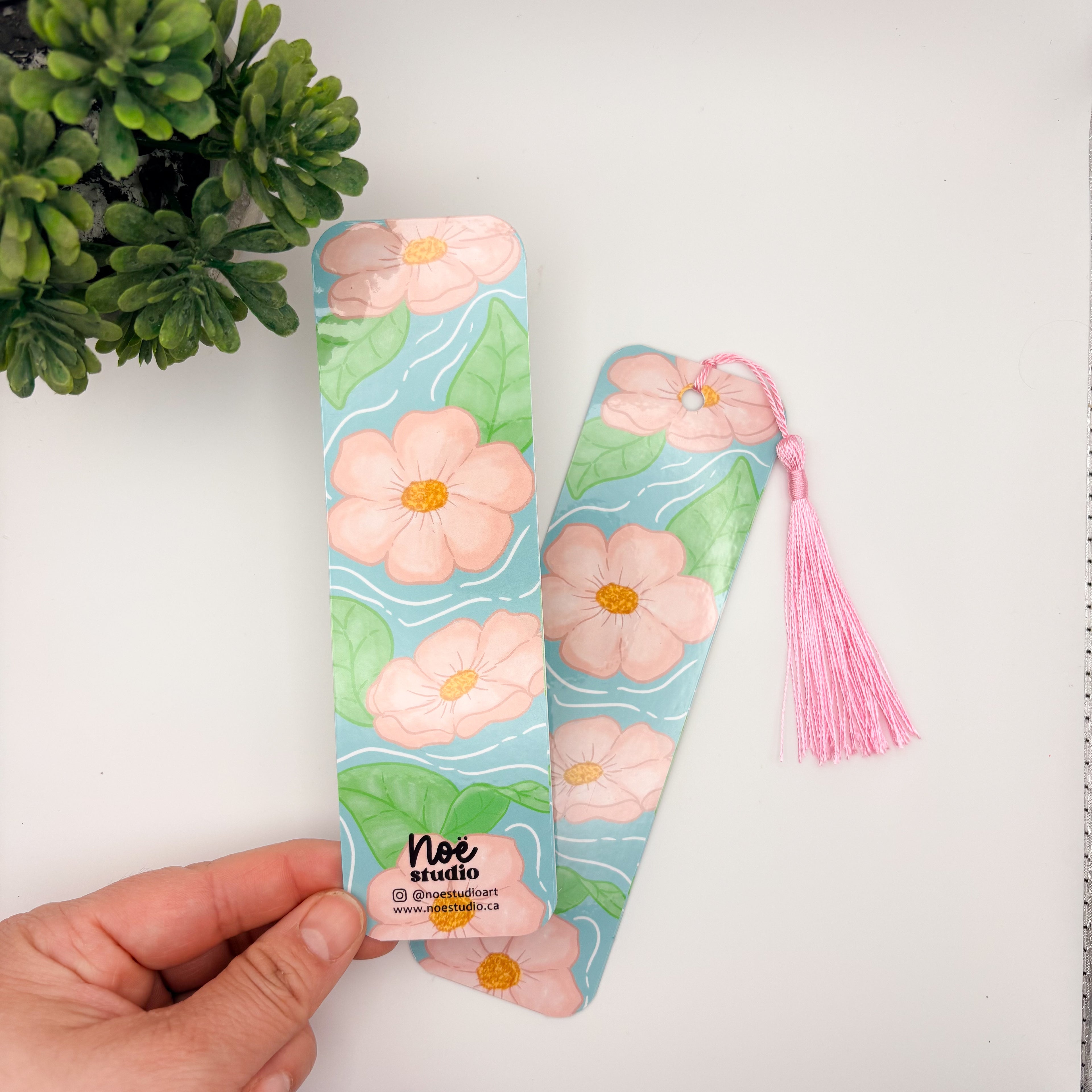 Meadow Floral Bookmark