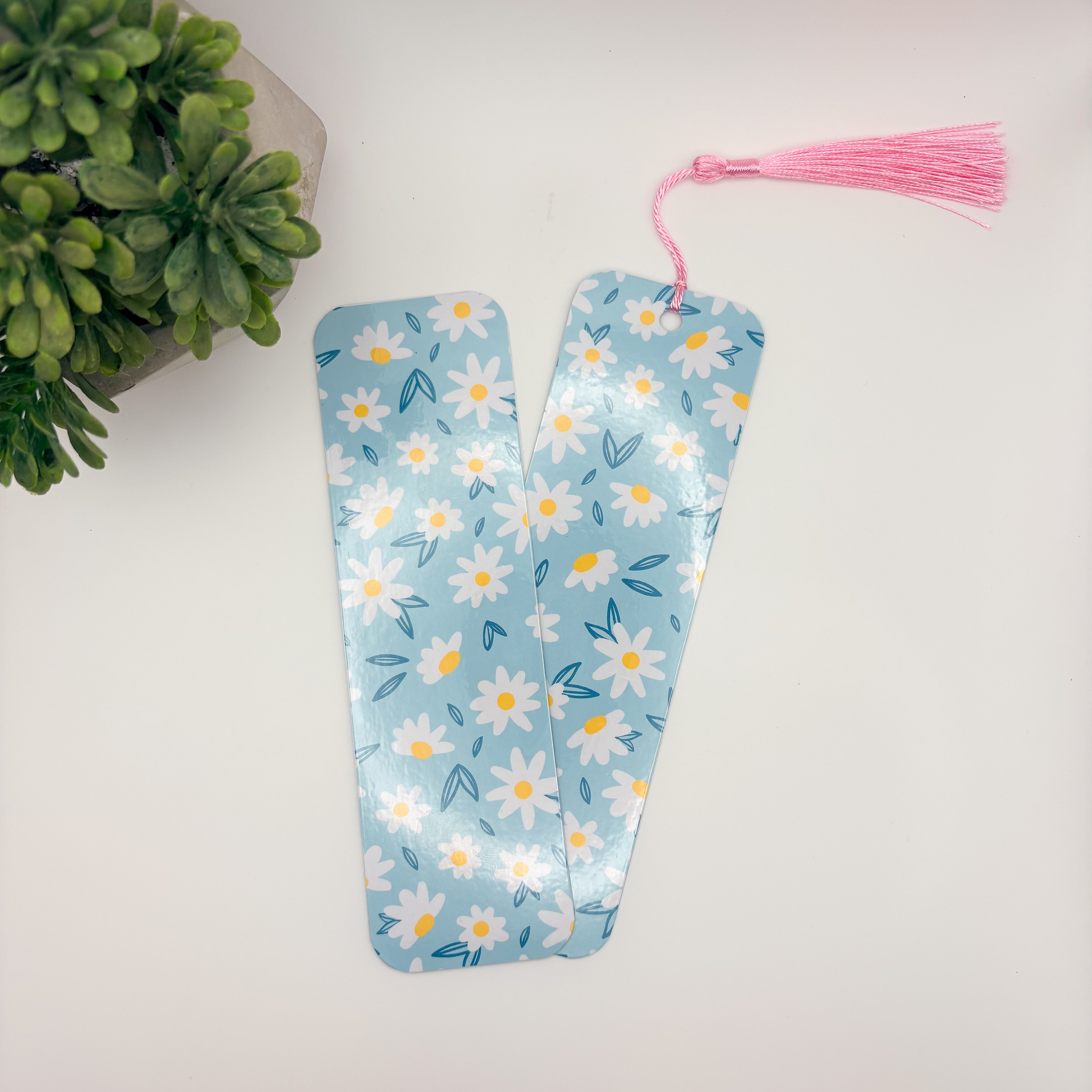 Daisies Bookmark