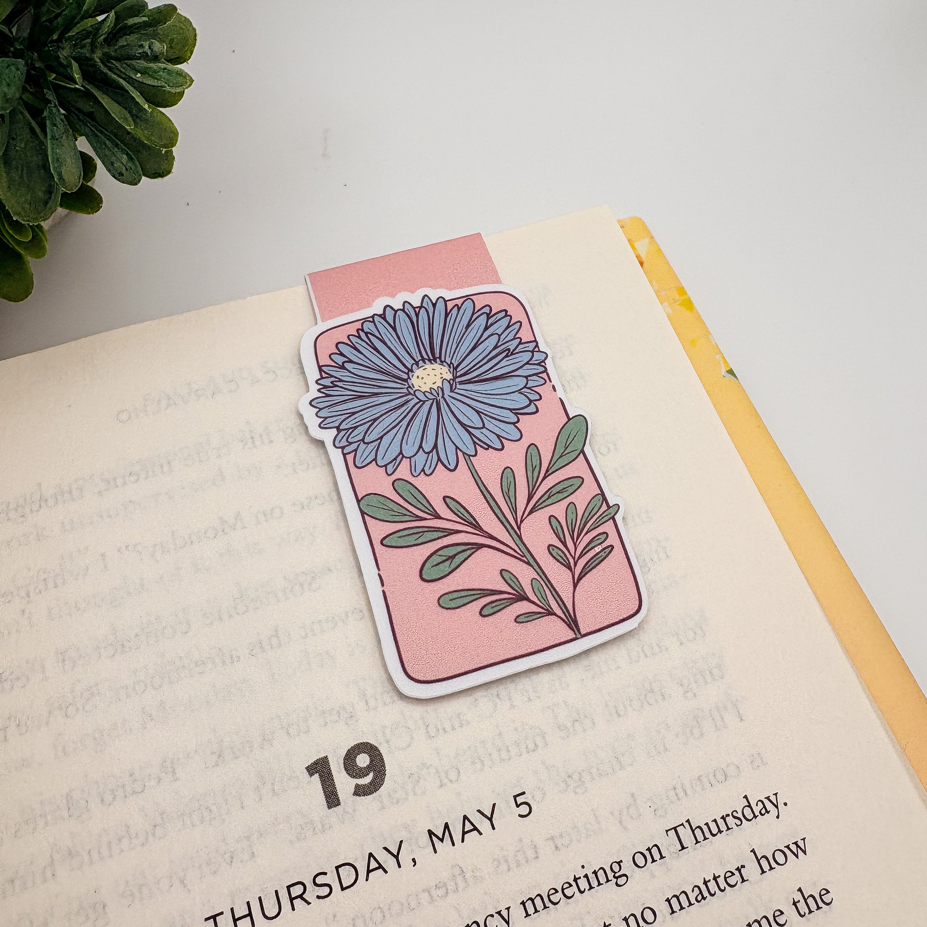 Aster Magnetic Bookmark