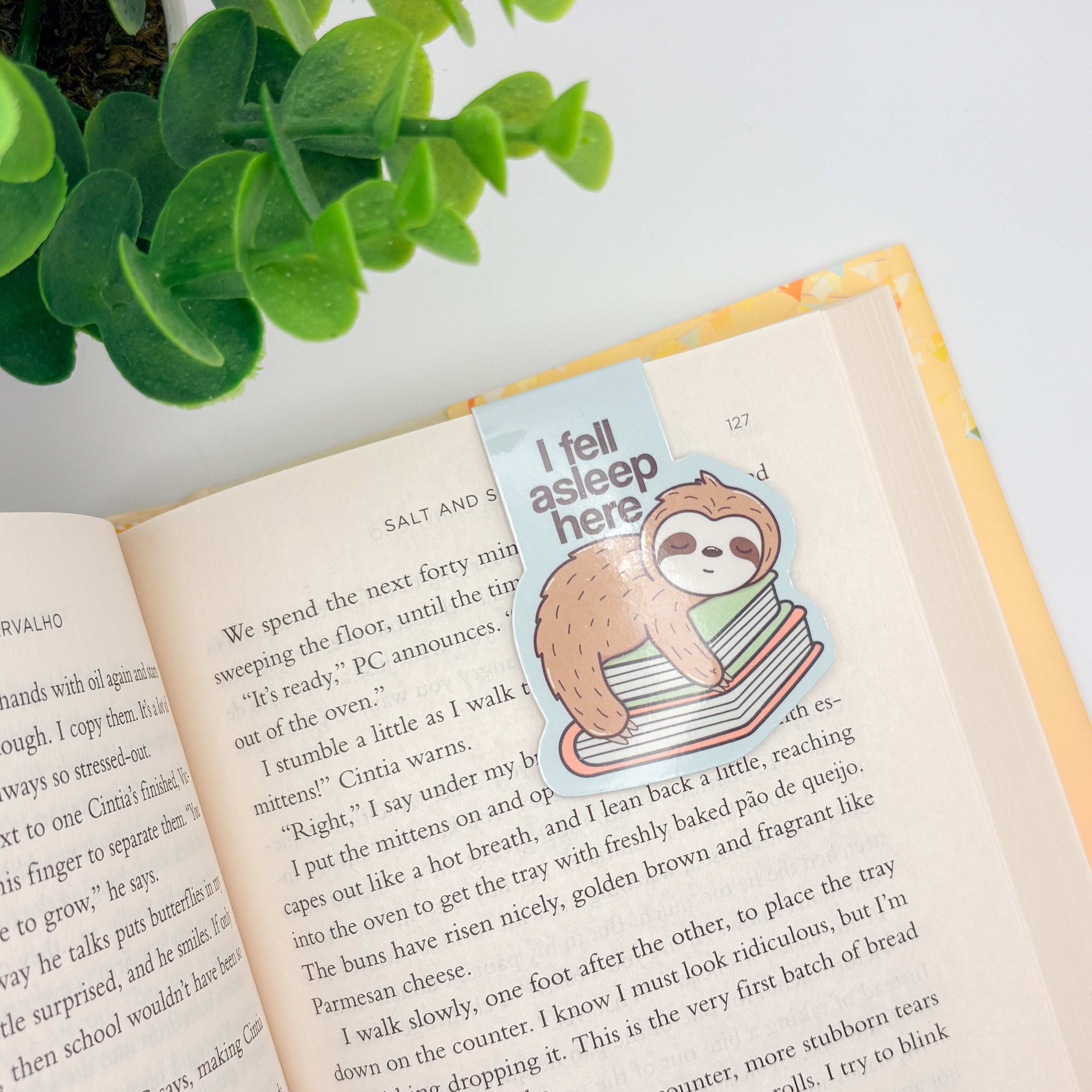 Slot Magnetic Bookmark